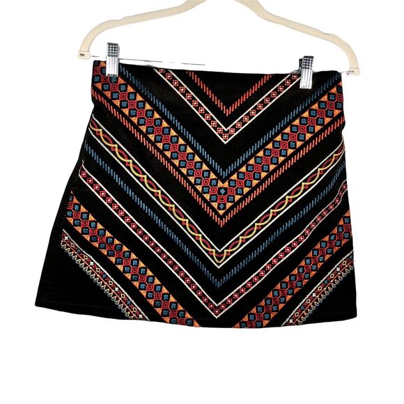 Rockin' C Dresses & Skirts - NEW Rockin C Corduroy Mini Skirt Womens Size M Black Embroidered Western Flirty